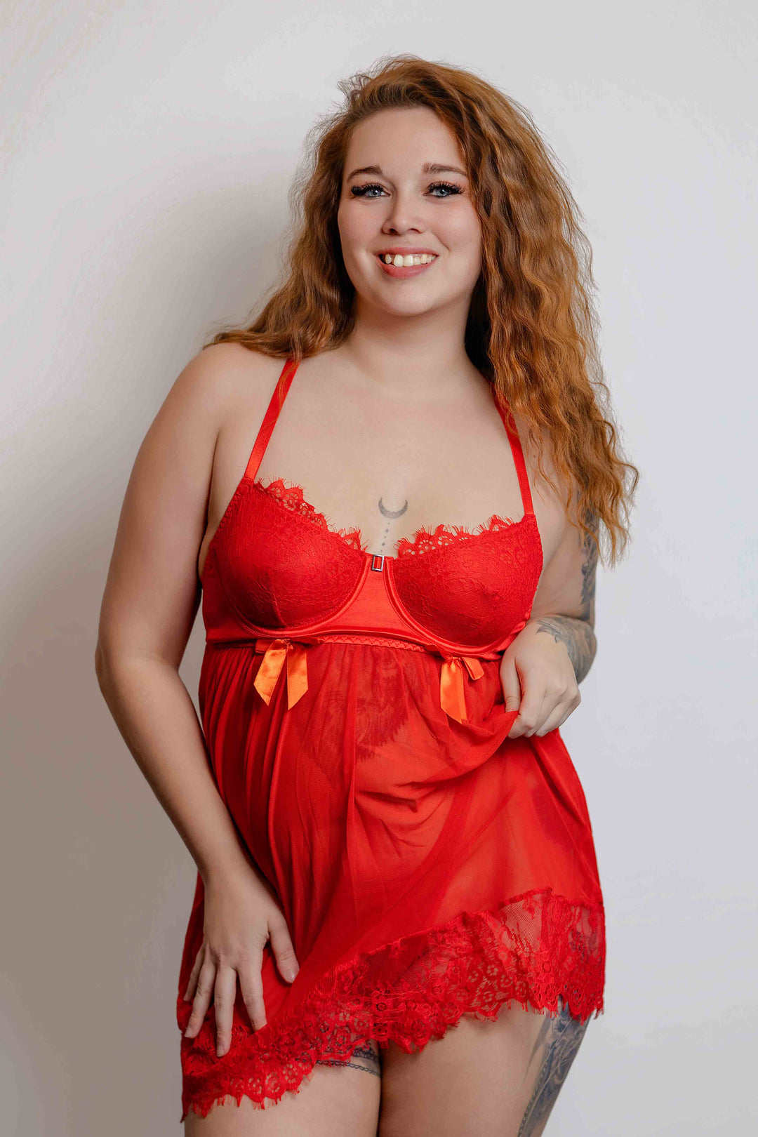 Nuisette rouge en dentelle