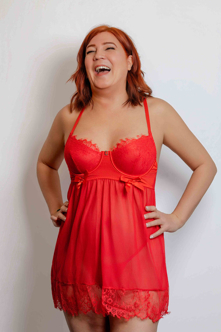Nuisette rouge en dentelle